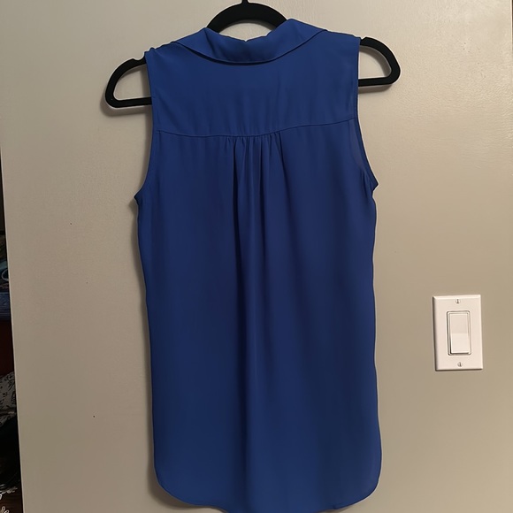 Dynamite Tank Top 💙 - Picture 4 of 4